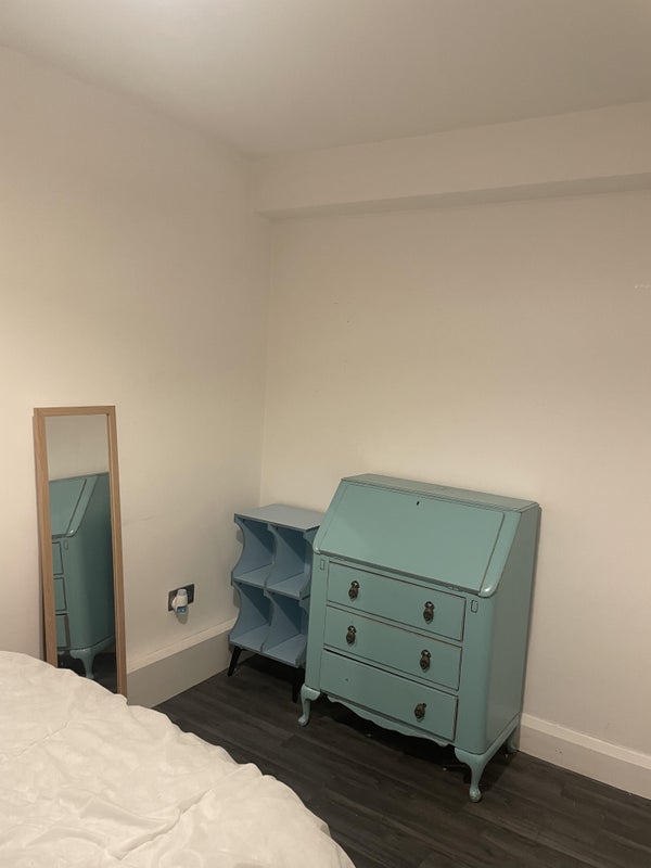 Flat Studley Road in Greater London