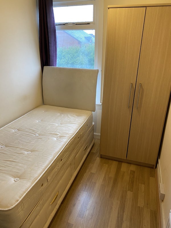 Room Belvoir Road in North West Leicestershire