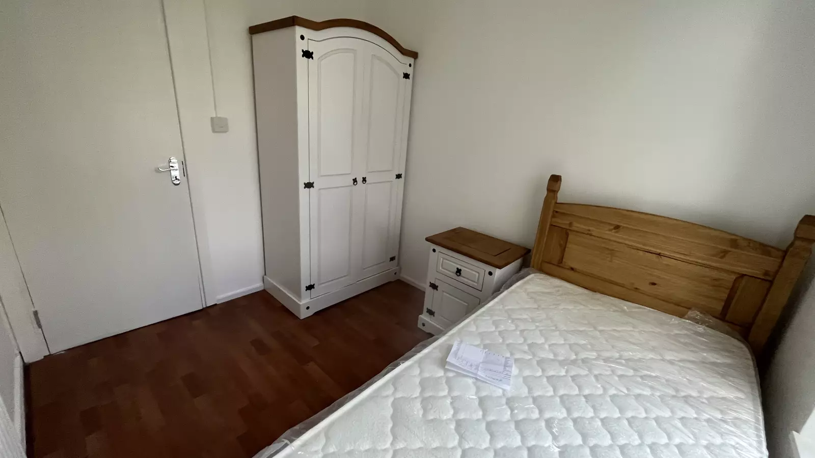 Flat Vigilant Close in Greater London