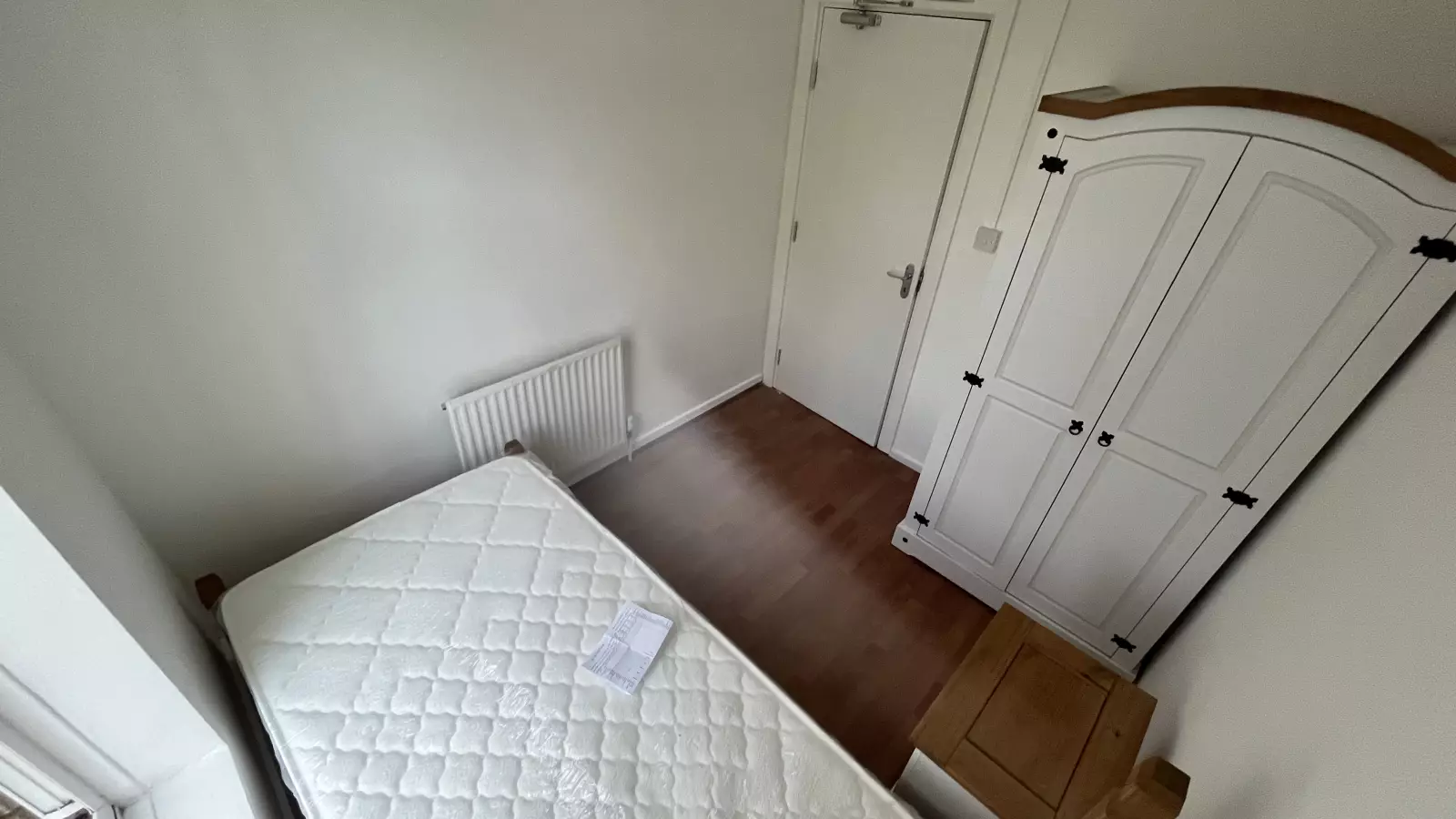 Flat Vigilant Close in Greater London