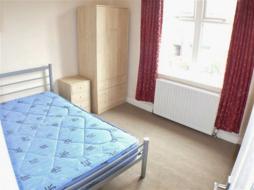 Room Stalker Lees Road in Sheffield