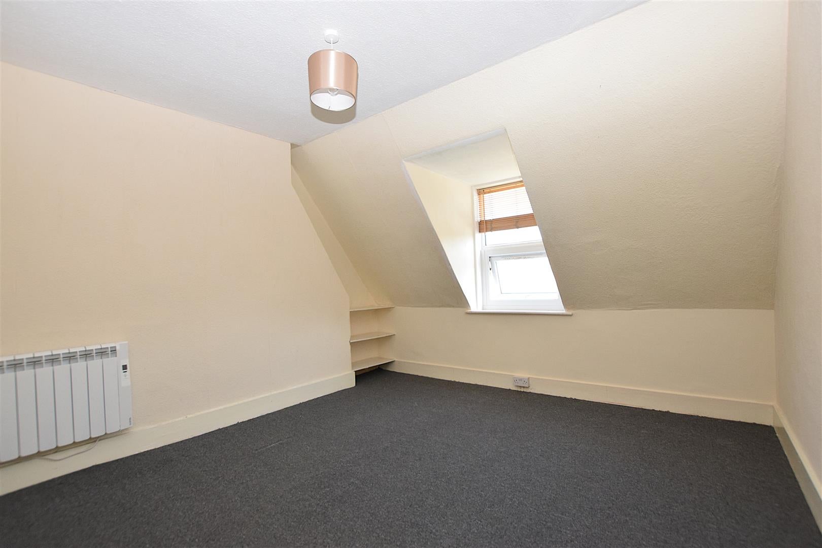 Flat Cornwallis Terrace in St Leonards