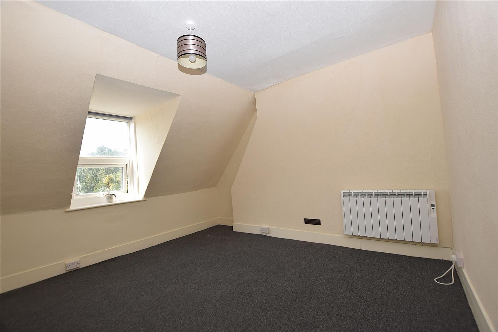 Flat Cornwallis Terrace in St Leonards