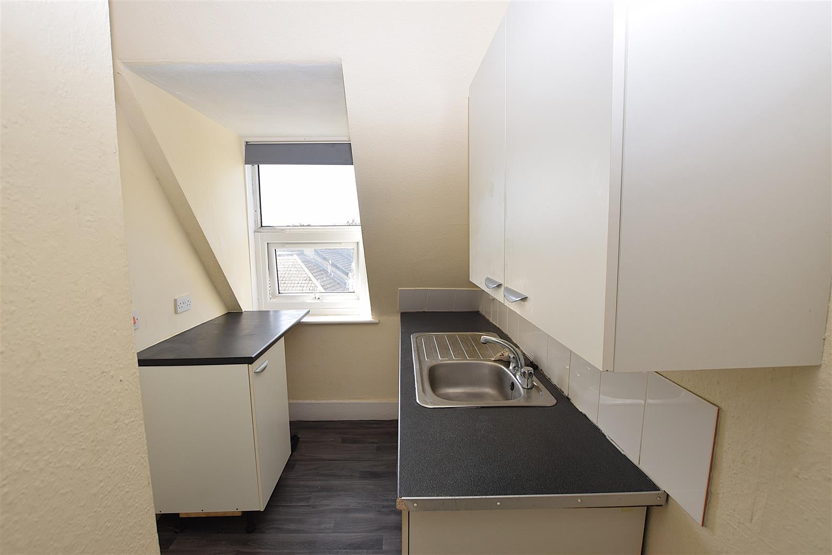 Flat Cornwallis Terrace in St Leonards
