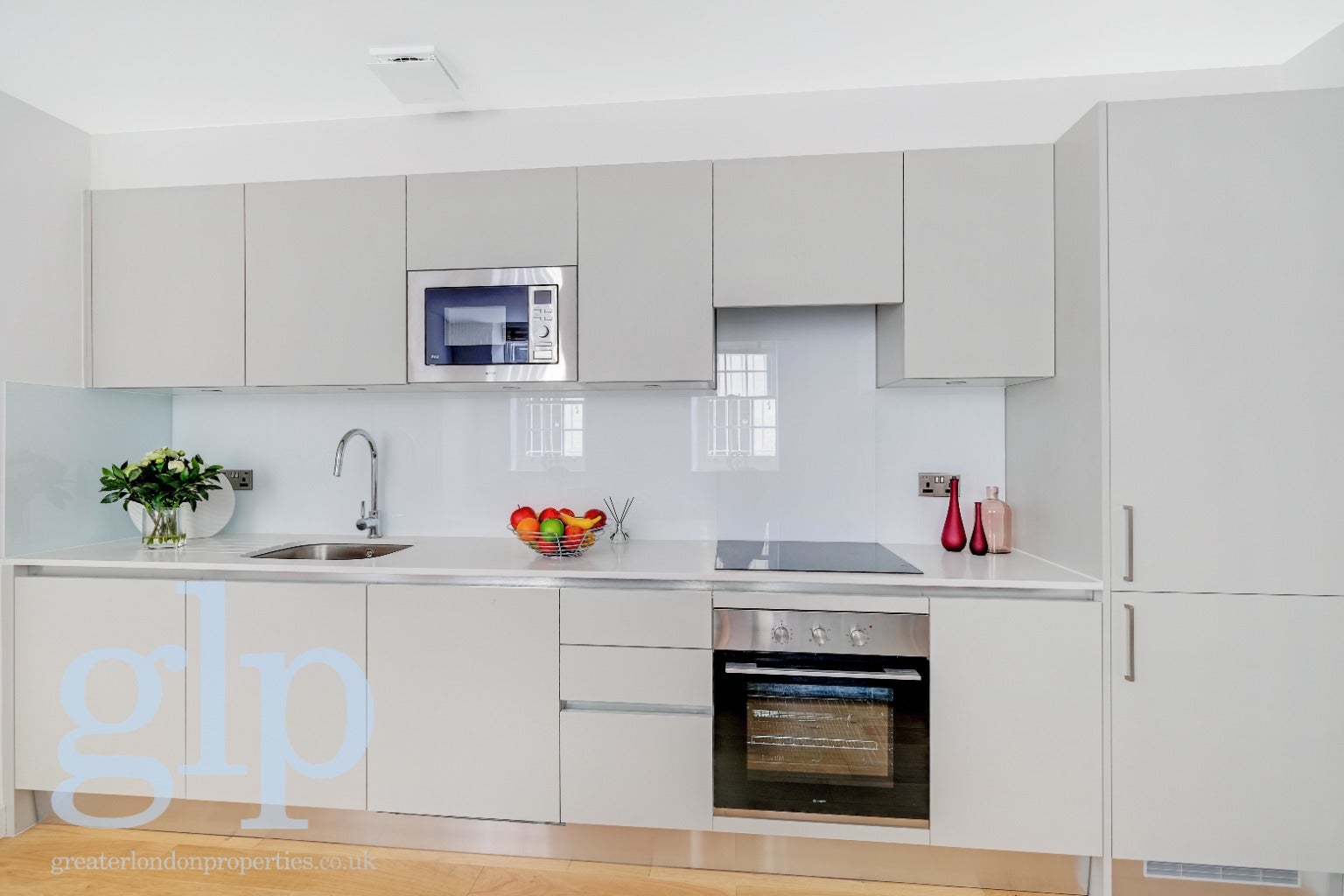 Flat Alleyn Court in City of Westminster