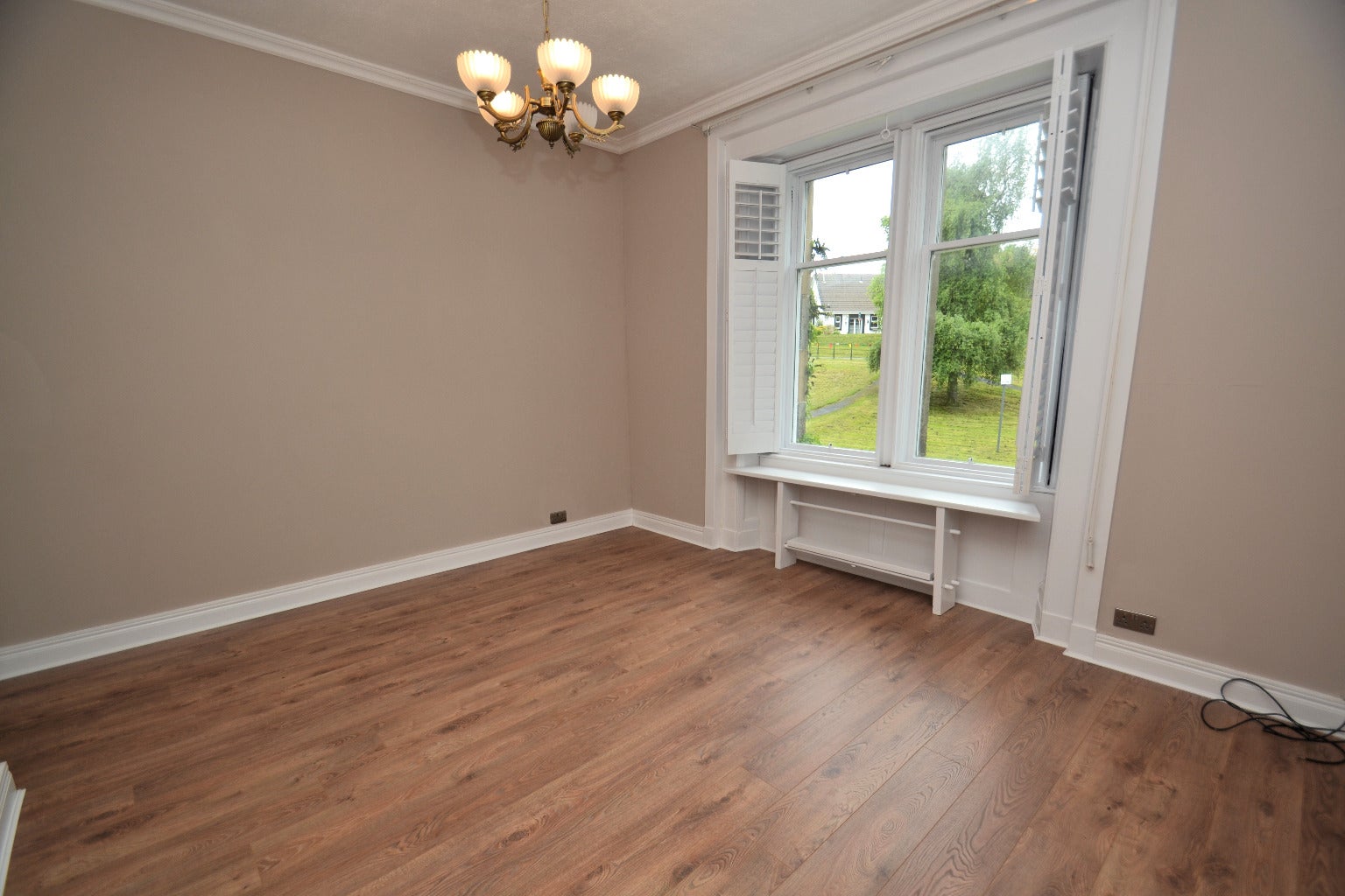 Flat Greenside in Carmunnock