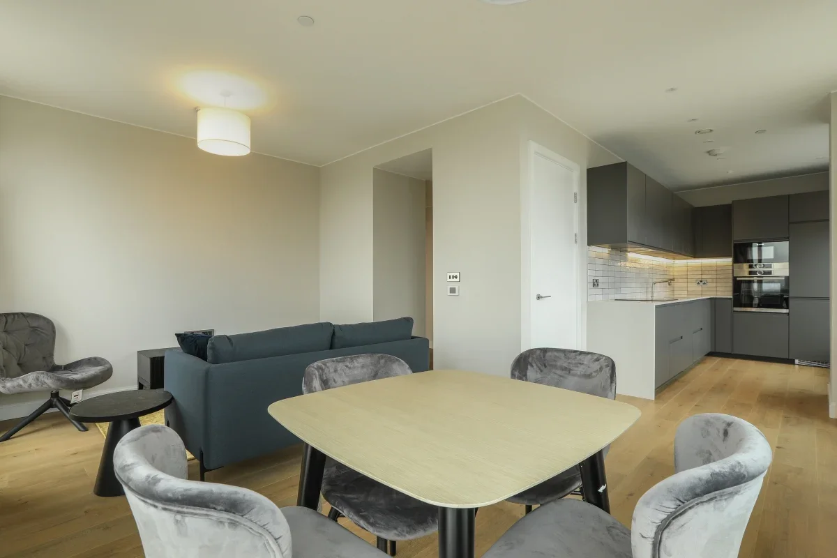 Flat Zinc Street in Greater London