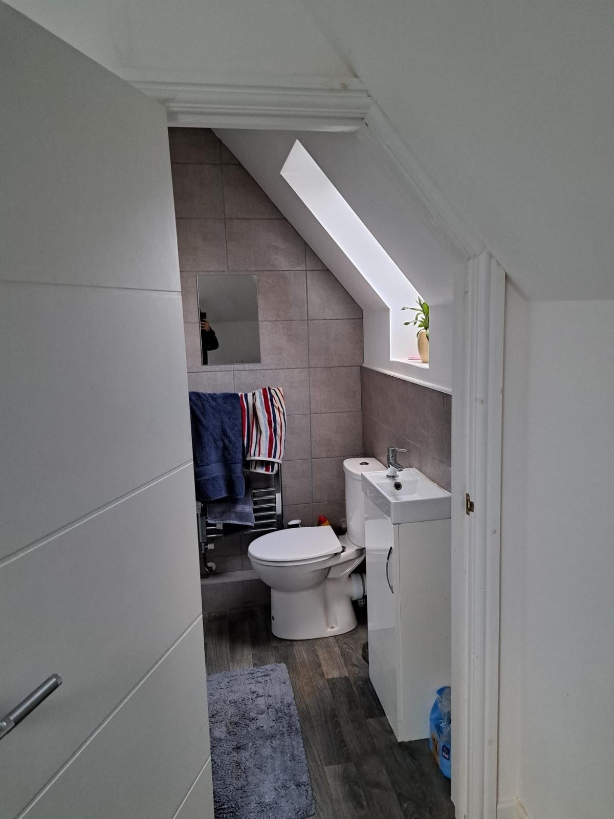 Flat Bath Road in Bristol
