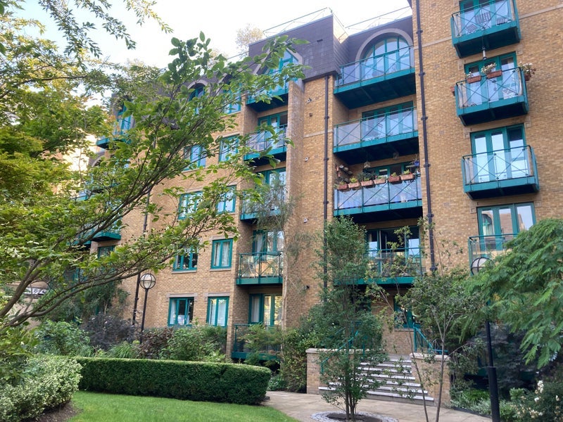 Room Baylis Road in Greater London