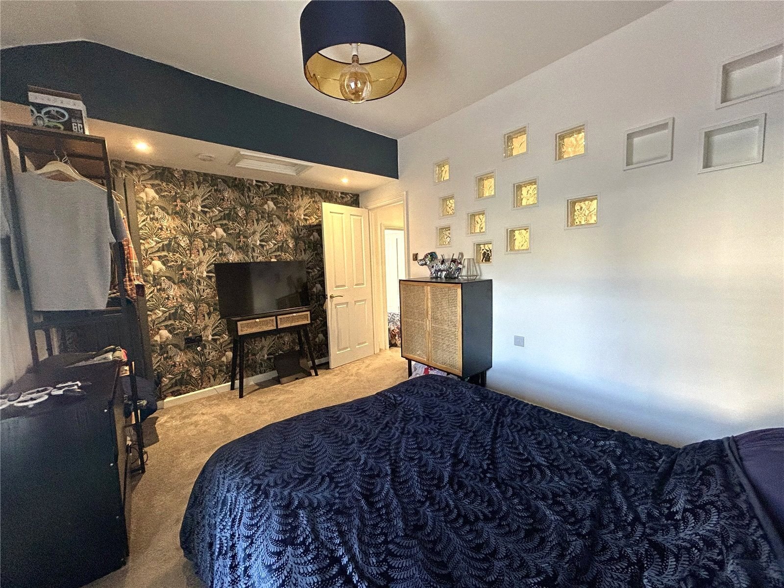 Flat Caen Street in North Devon