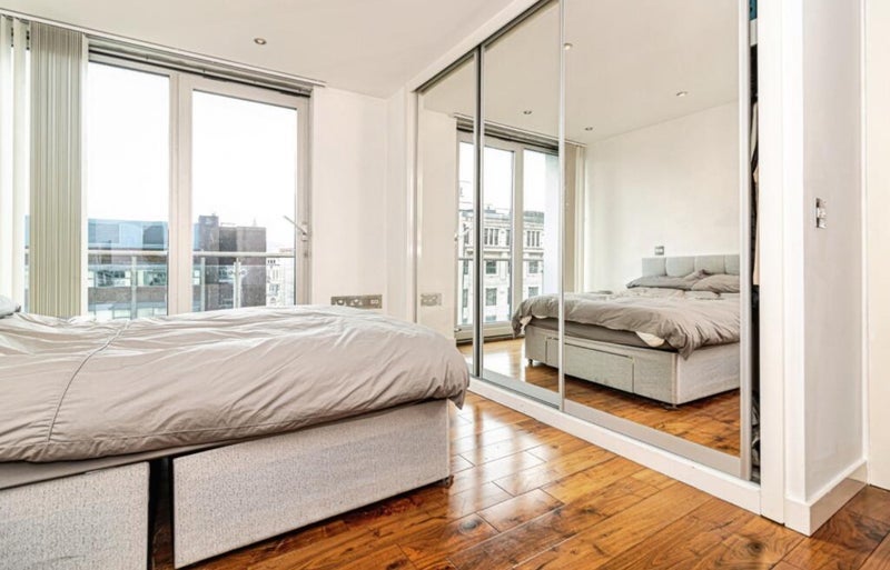 Room Clowes Street in Salford