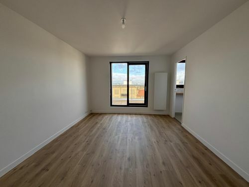Flat Rue Jean Jaurès in Vanves