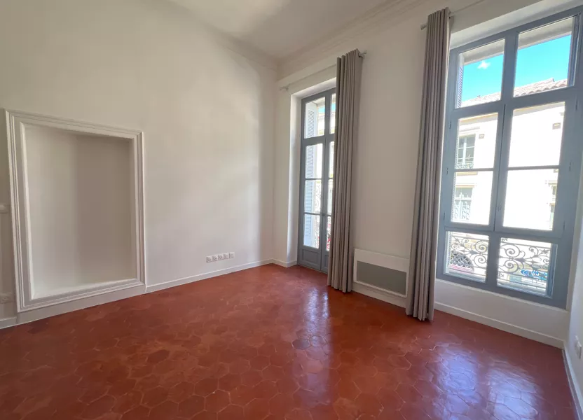 Flat Rue de la Madeleine in Nîmes