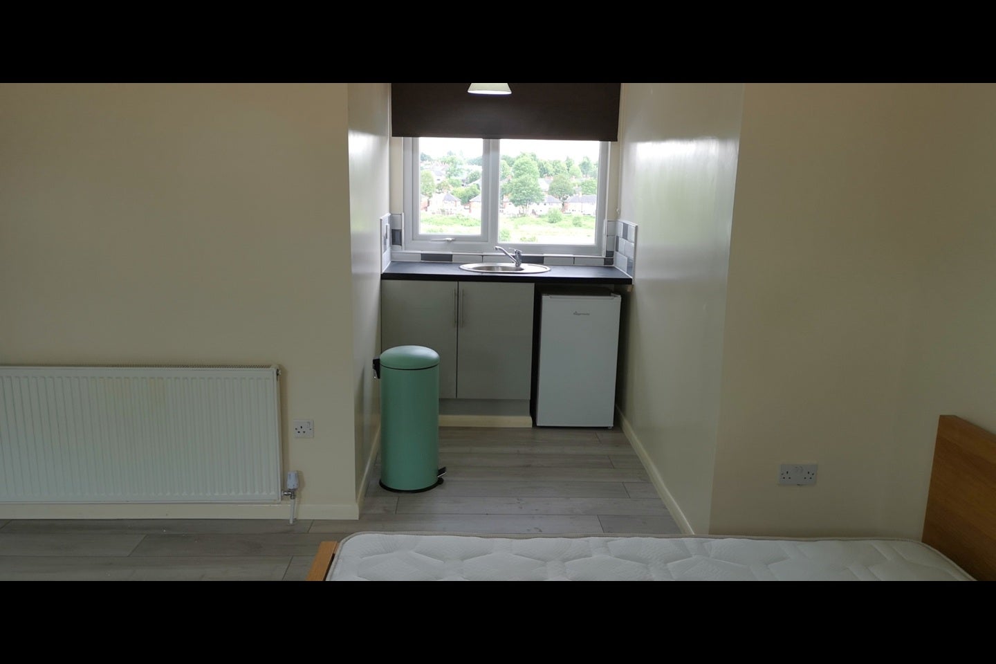 Room Short Heath Road in Birmingham