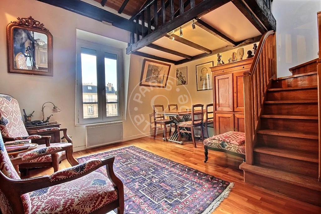 Flat Rue des Arquebusiers in Paris