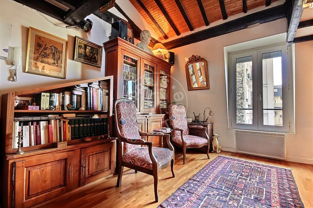 Appartement Rue des Arquebusiers à Paris