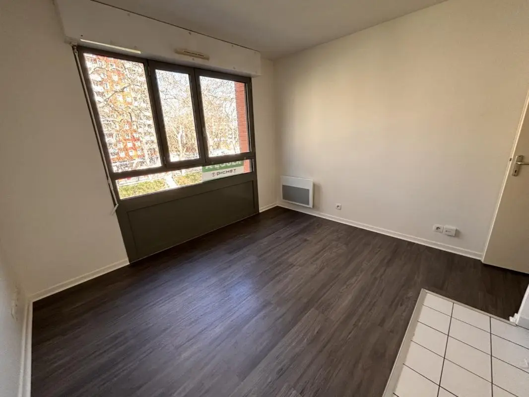 Flat Allée de Brienne in Toulouse