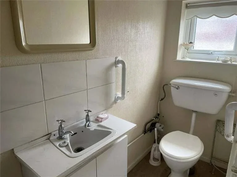 Room Westacre Gardens in Birmingham