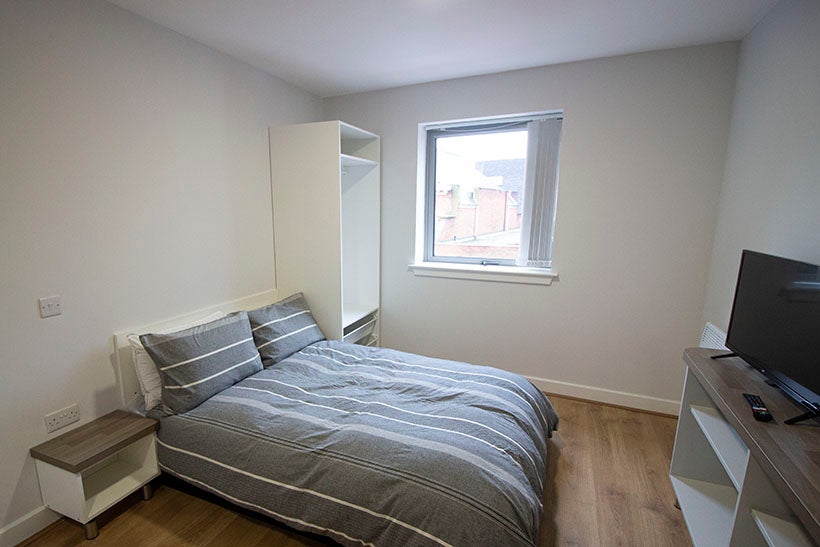 Room Clare Street in Nottingham