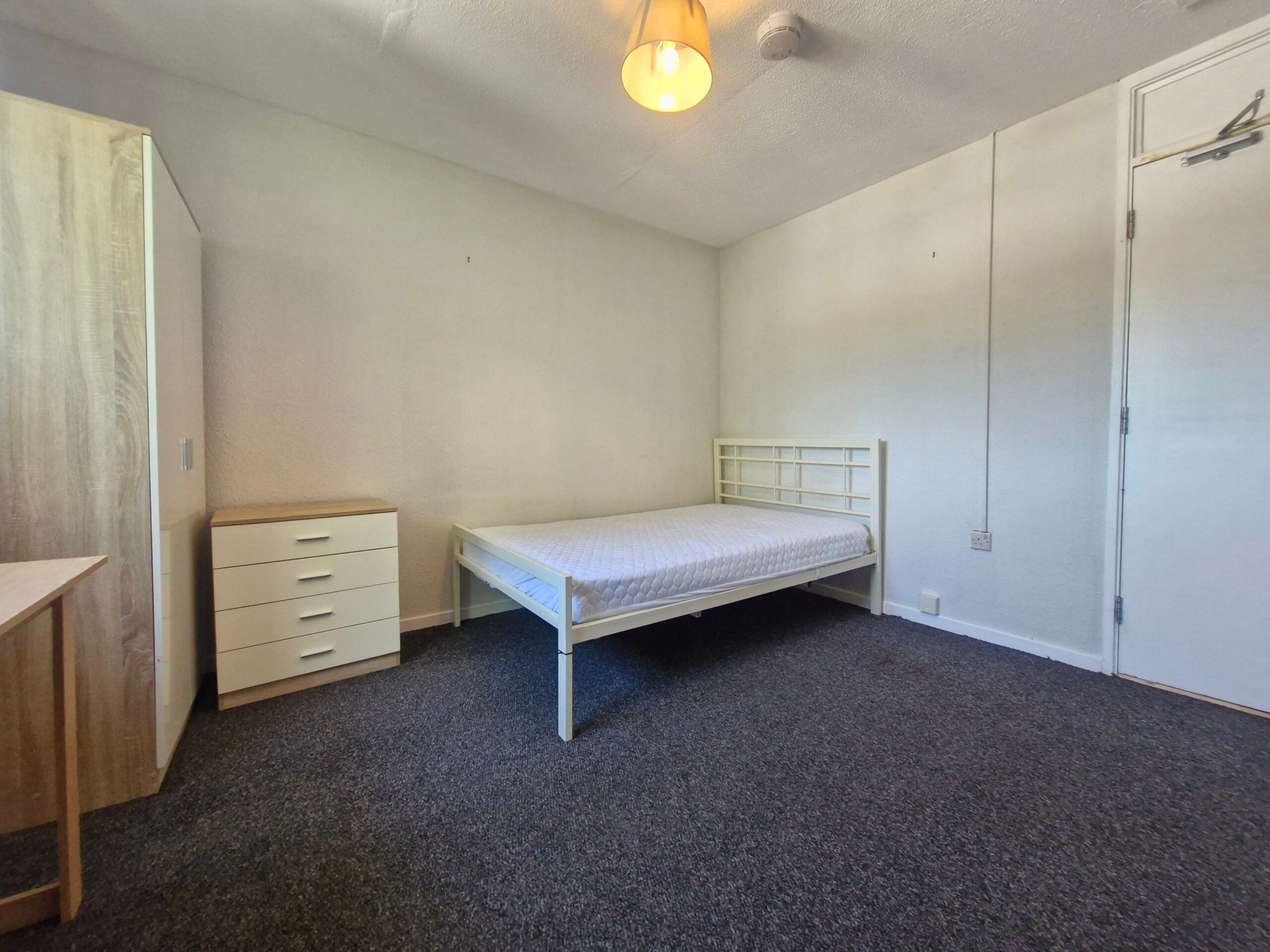Room Oxclose in Peterborough
