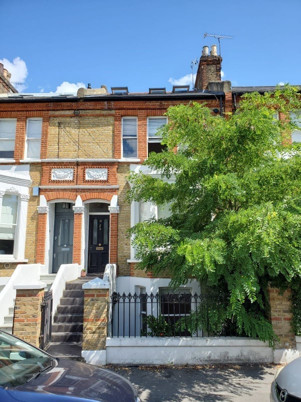 Room Rozel Road in Greater London