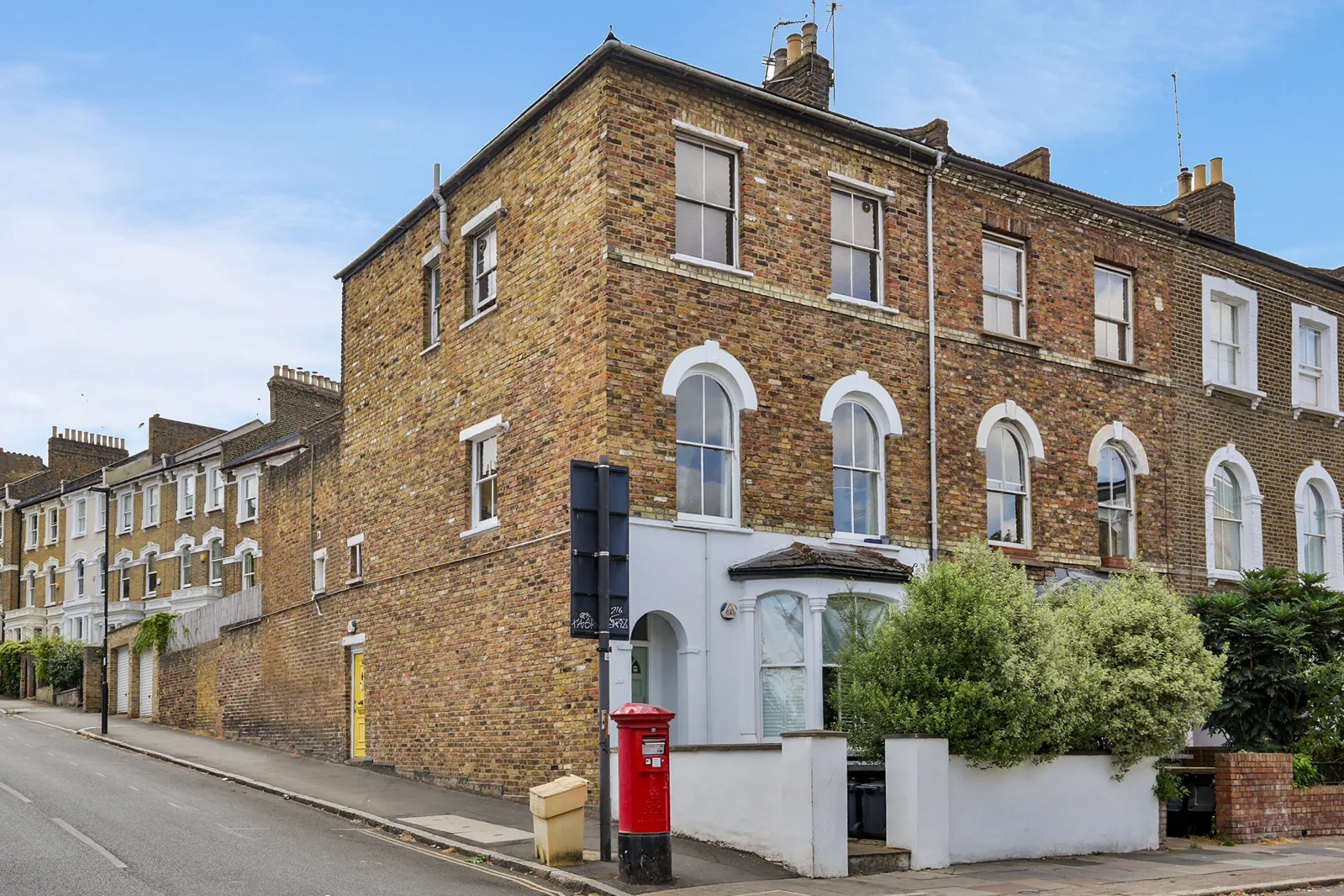 Flat Highbury Quadrant in Greater London
