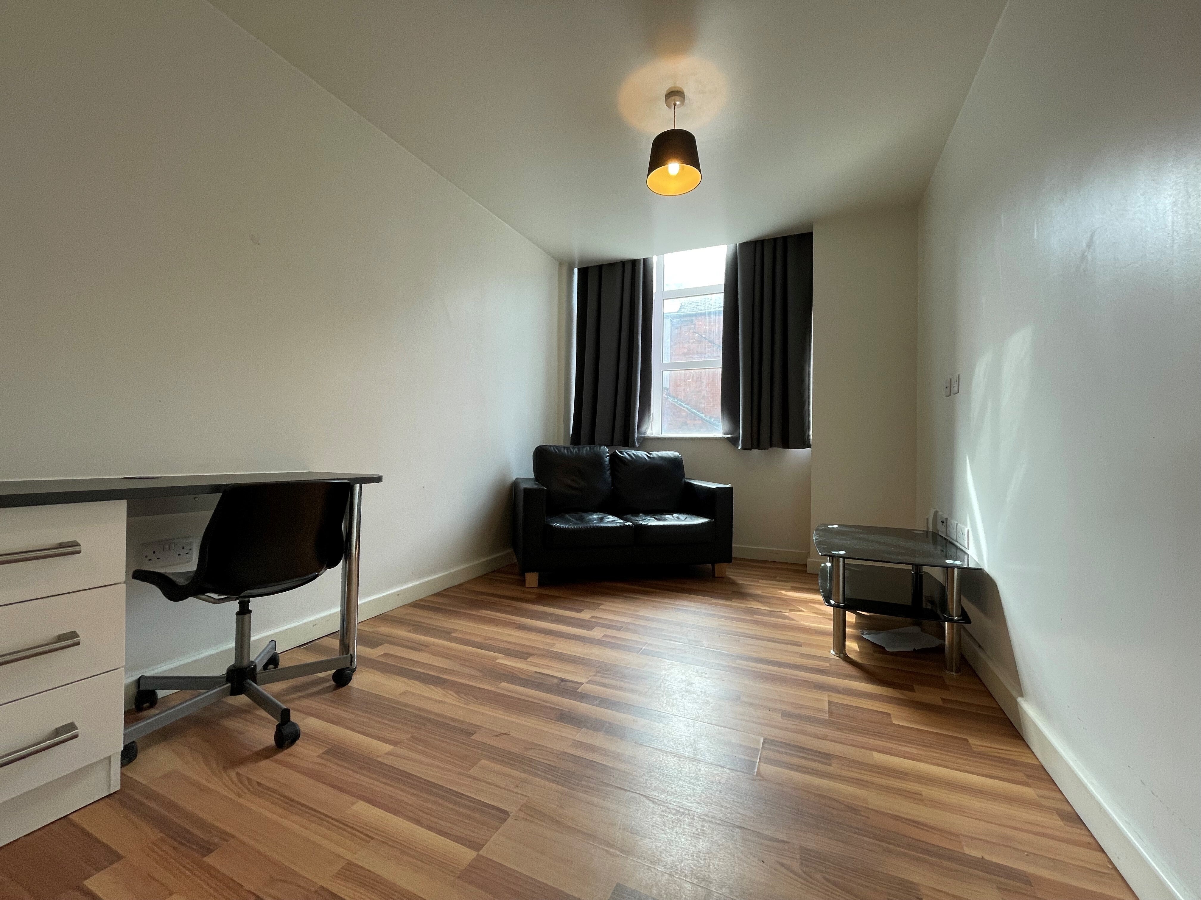 Flat Erskine Street in Leicester