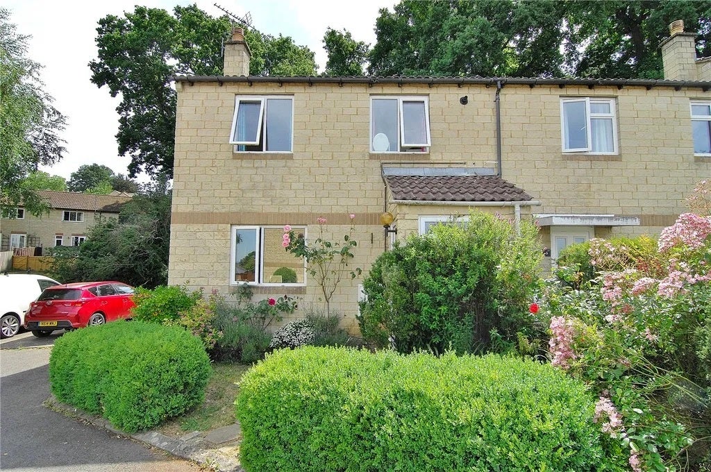 House Brunel Way in Stonehouse
