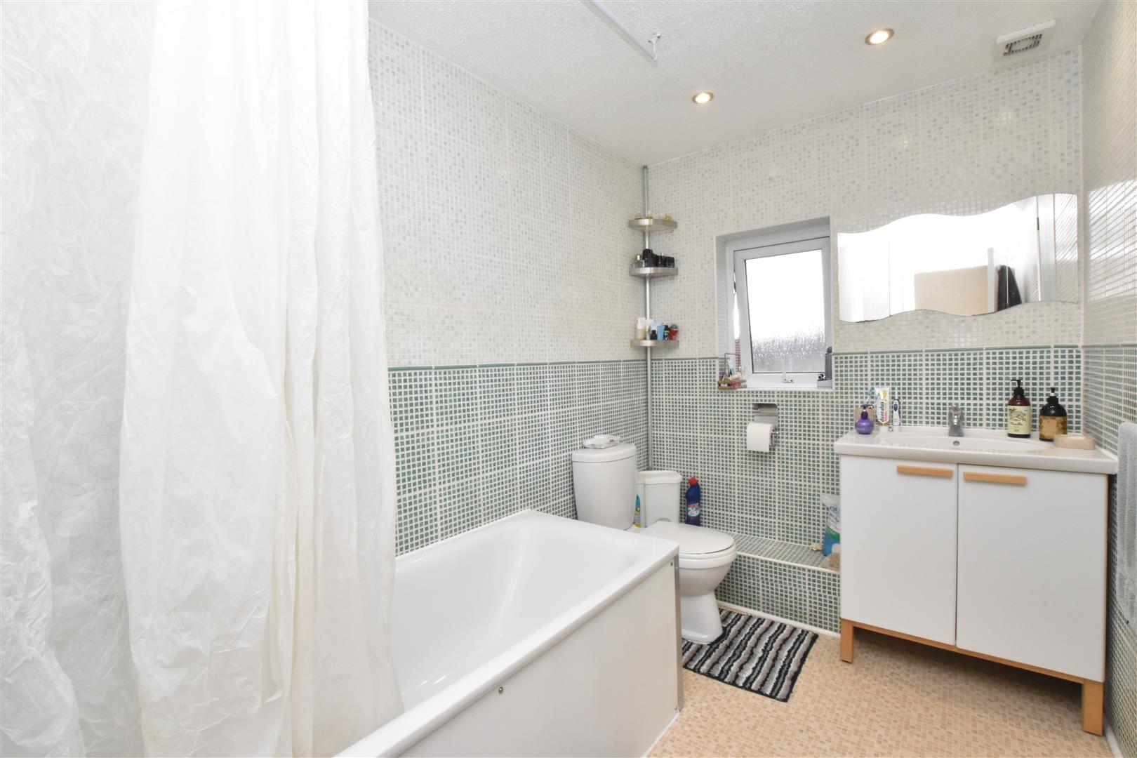 House Selsey Way in Reading