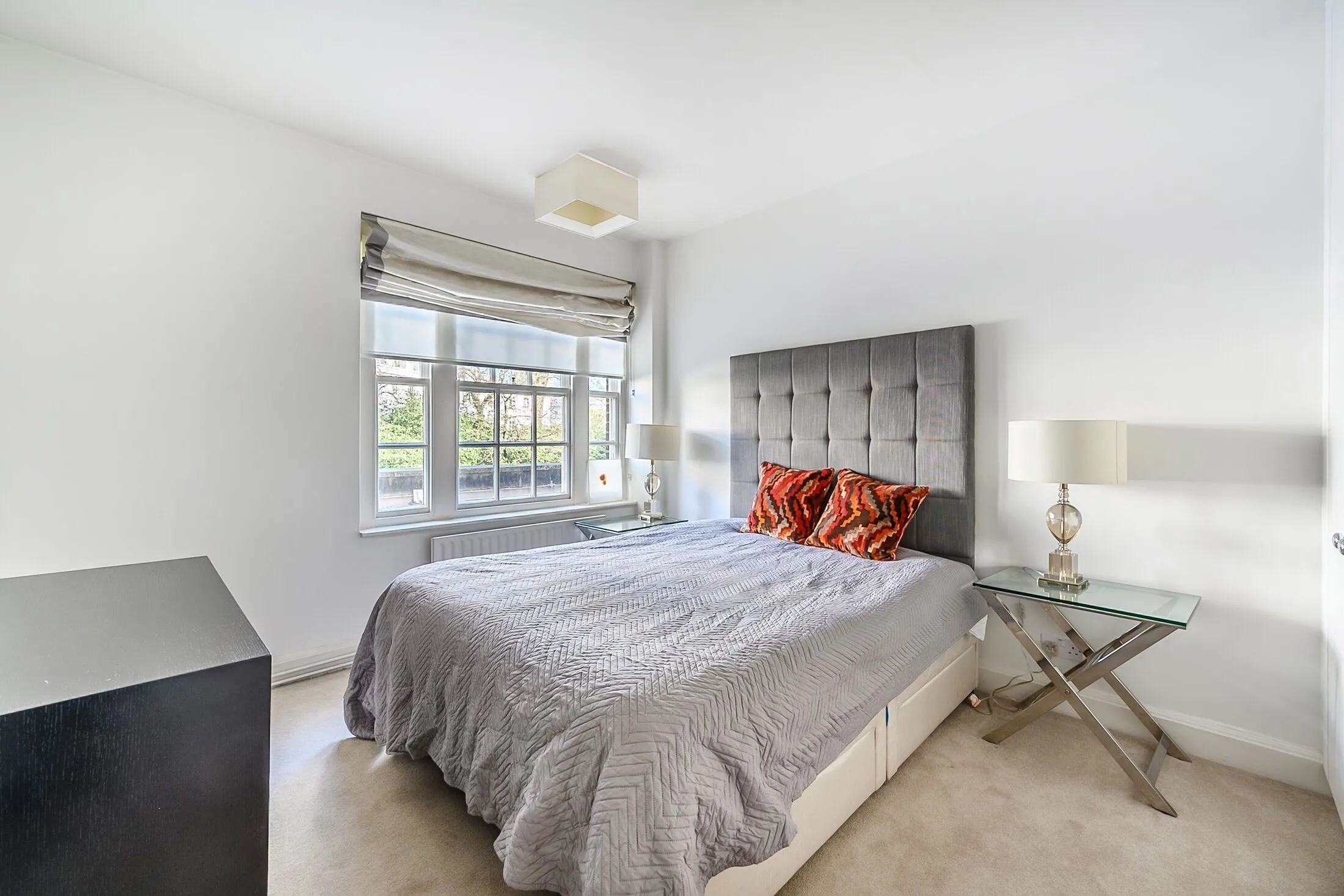 Flat Fulham Road in Greater London