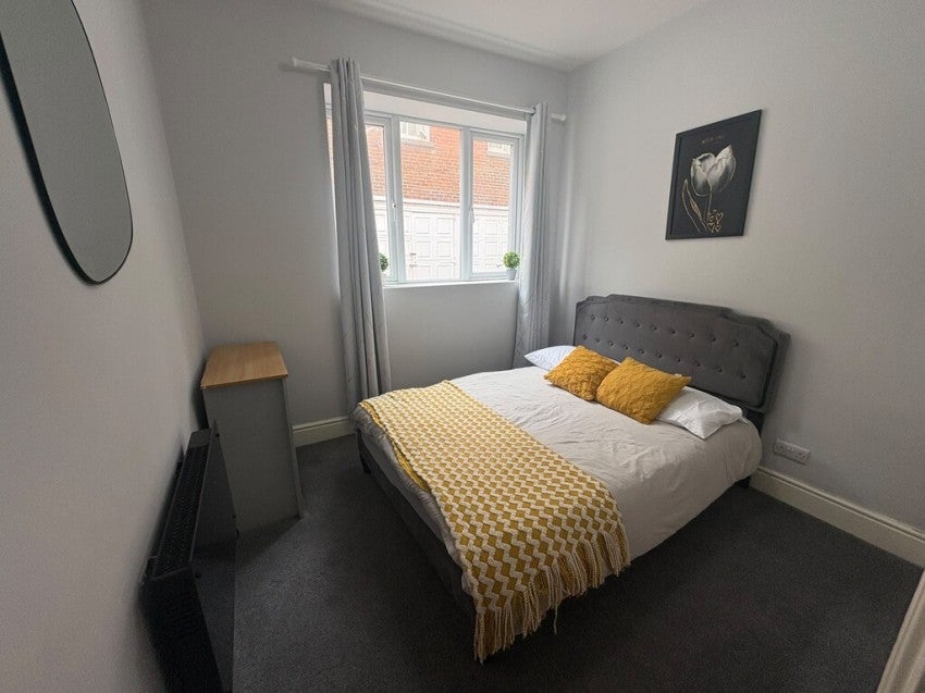 Room Ladies Mile in Portsmouth