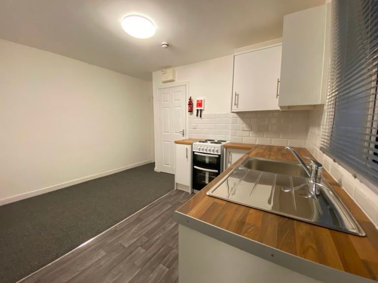 Flat Penhill Road in Cardiff