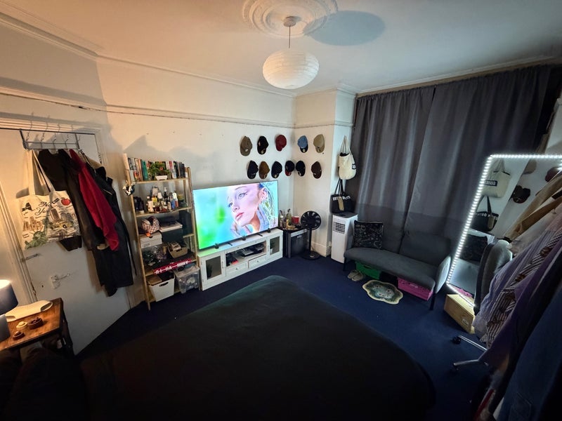 Room Murray Road in Greater London