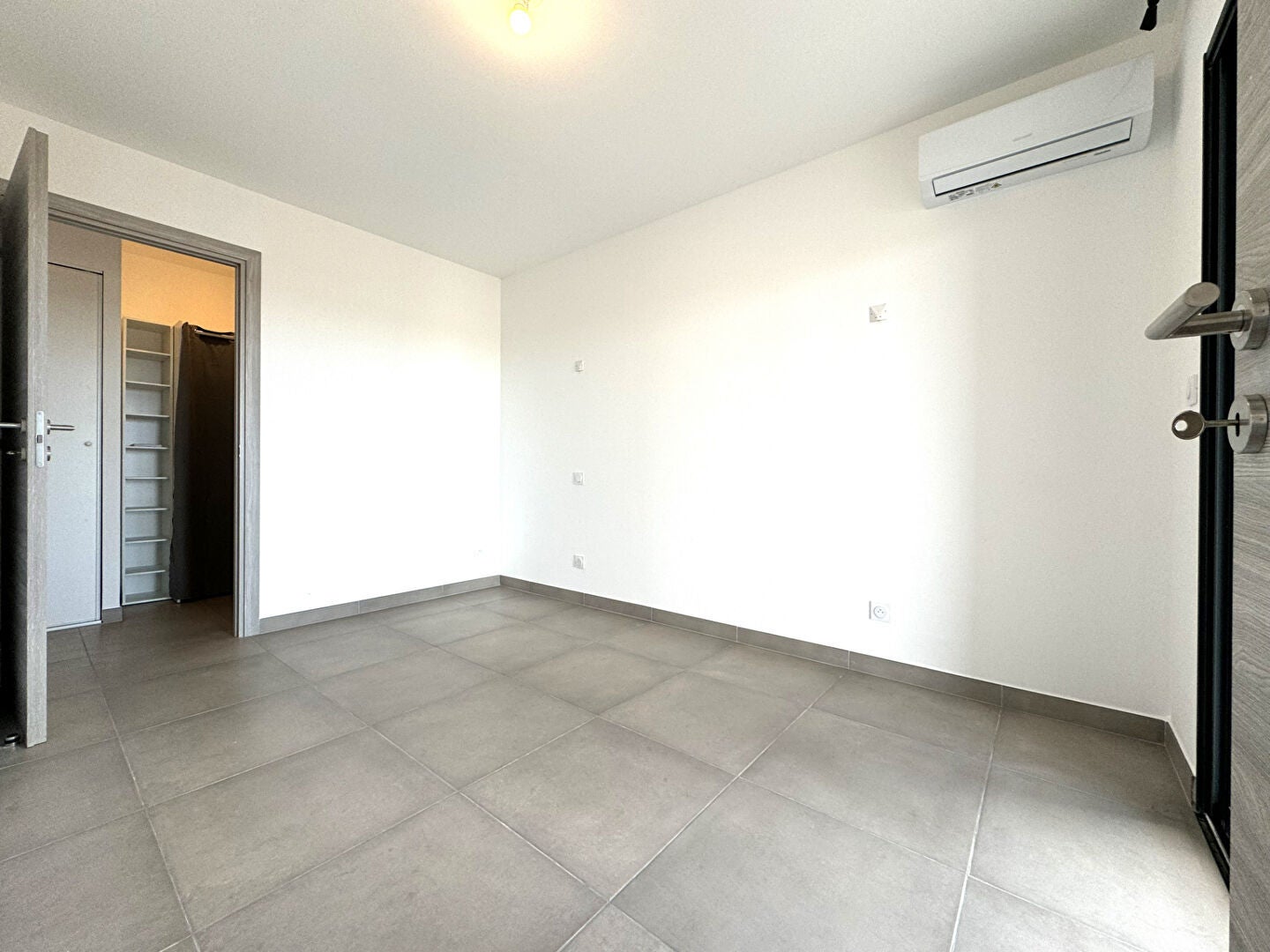 Flat T 10 in Venzolasca