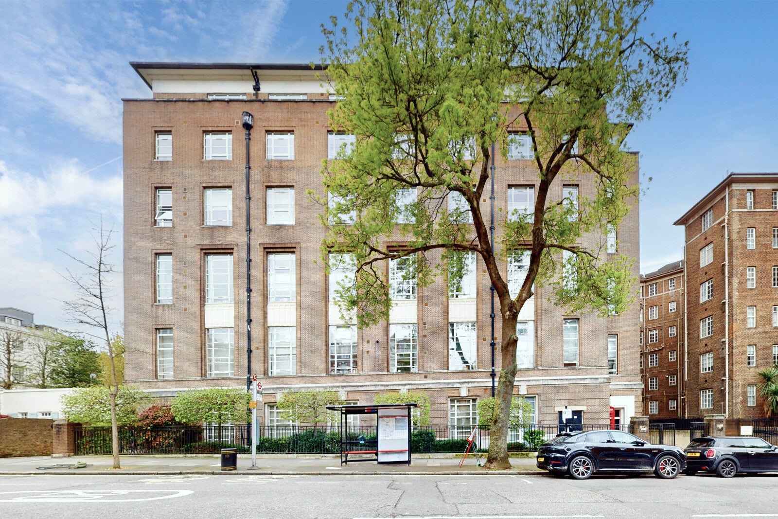 Flat Hall Road in City of Westminster