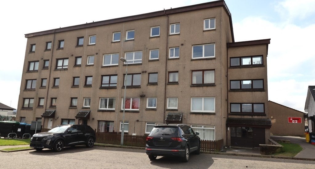 Flat Manse Grove in Stoneyburn