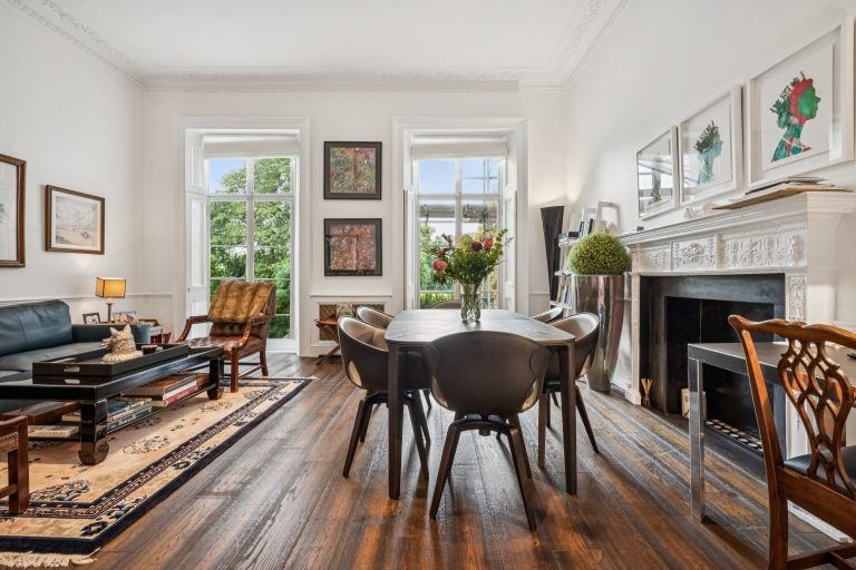 Flat Onslow Square in Greater London