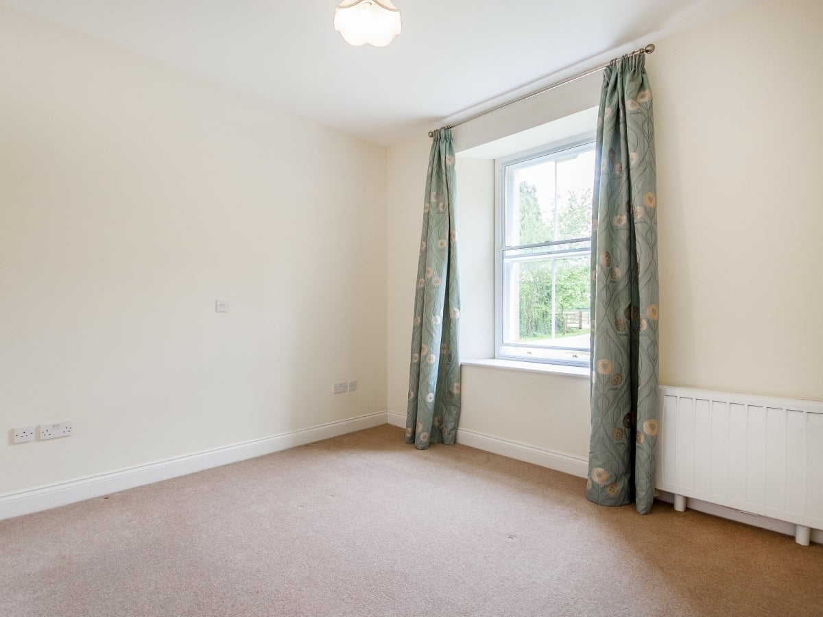 Flat Upper Astrop Road in King's Sutton