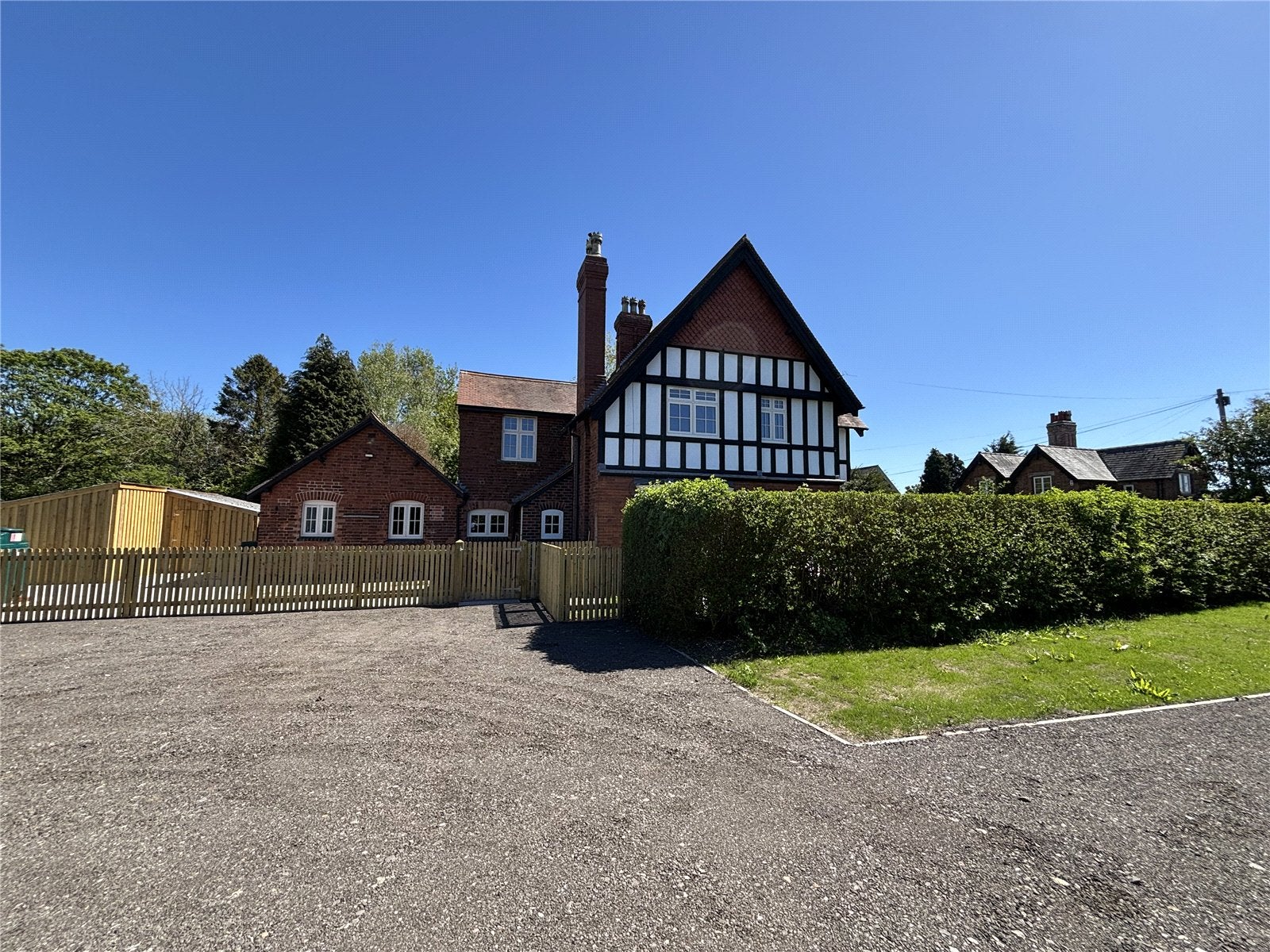 House Tatenhill Common in East Staffordshire