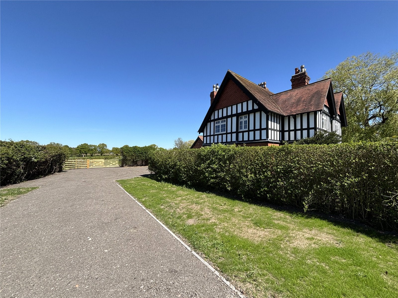 House Tatenhill Common in East Staffordshire