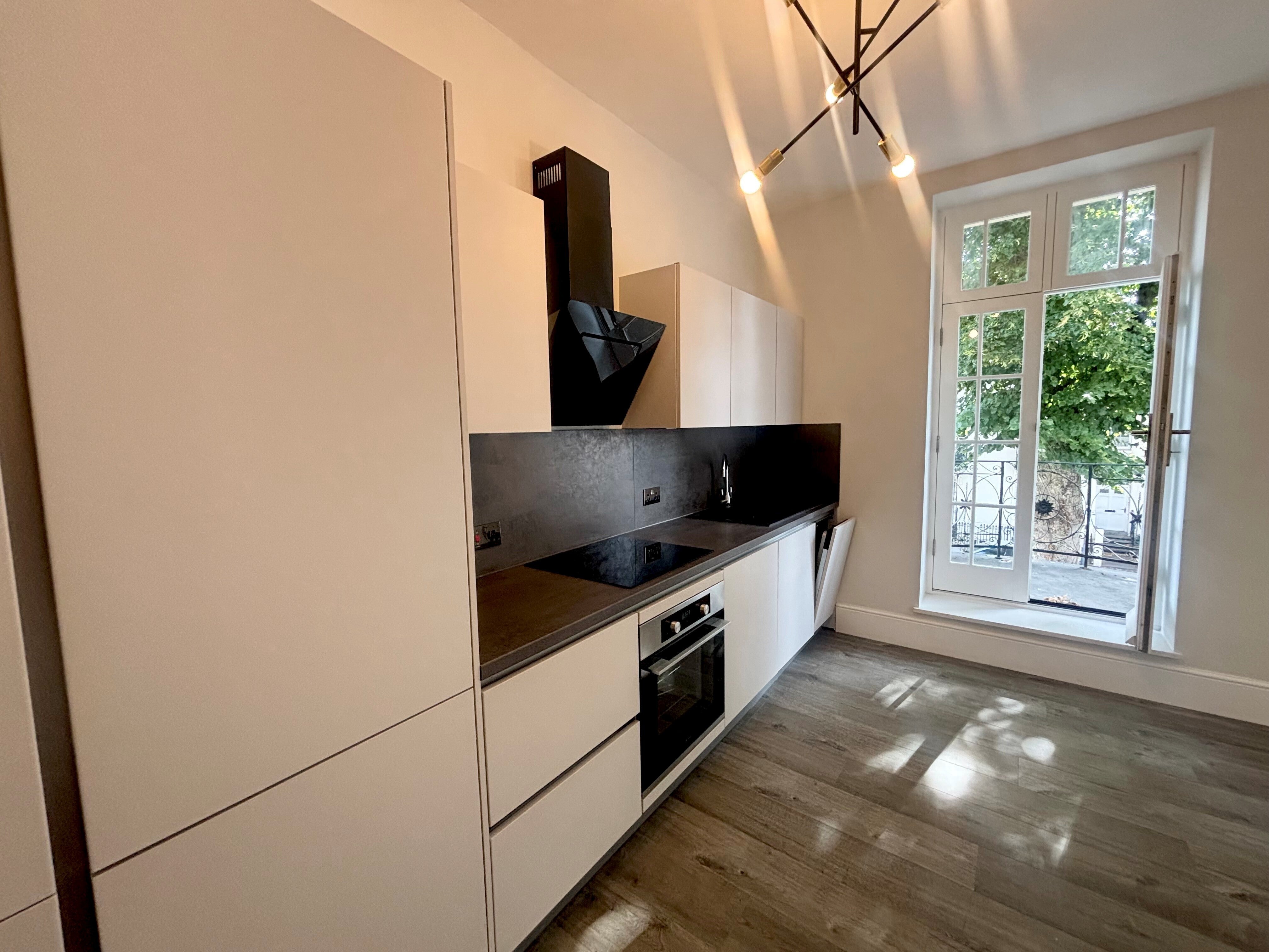 Flat Portland Mews in Royal Leamington Spa