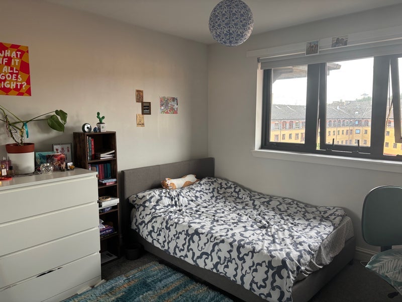 Room Great Western Road in Glasgow