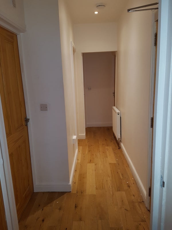 Flat Gresham Road in Greater London