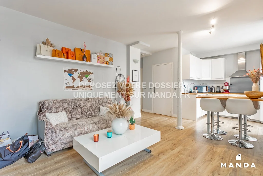 Flat Rue Jean Maridor in Paris