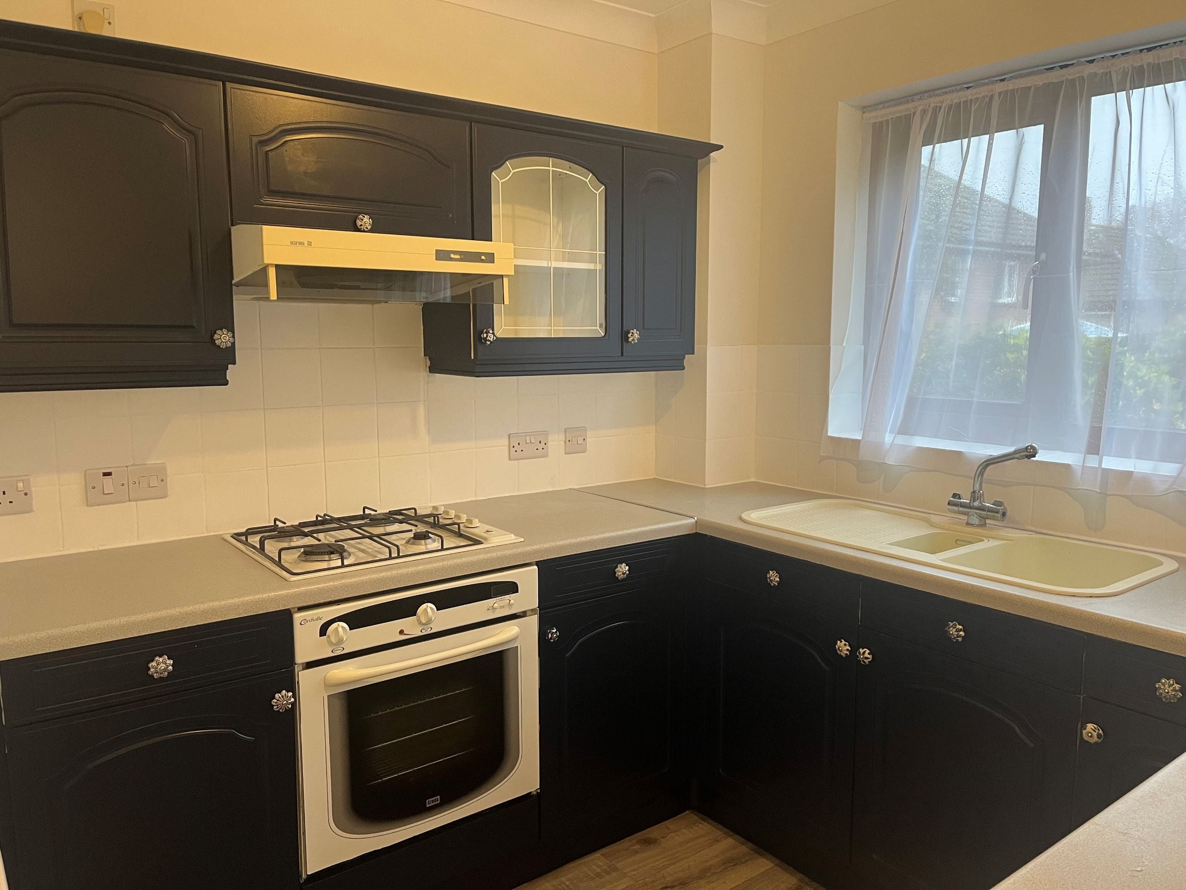 Flat Taswell Street in Dover