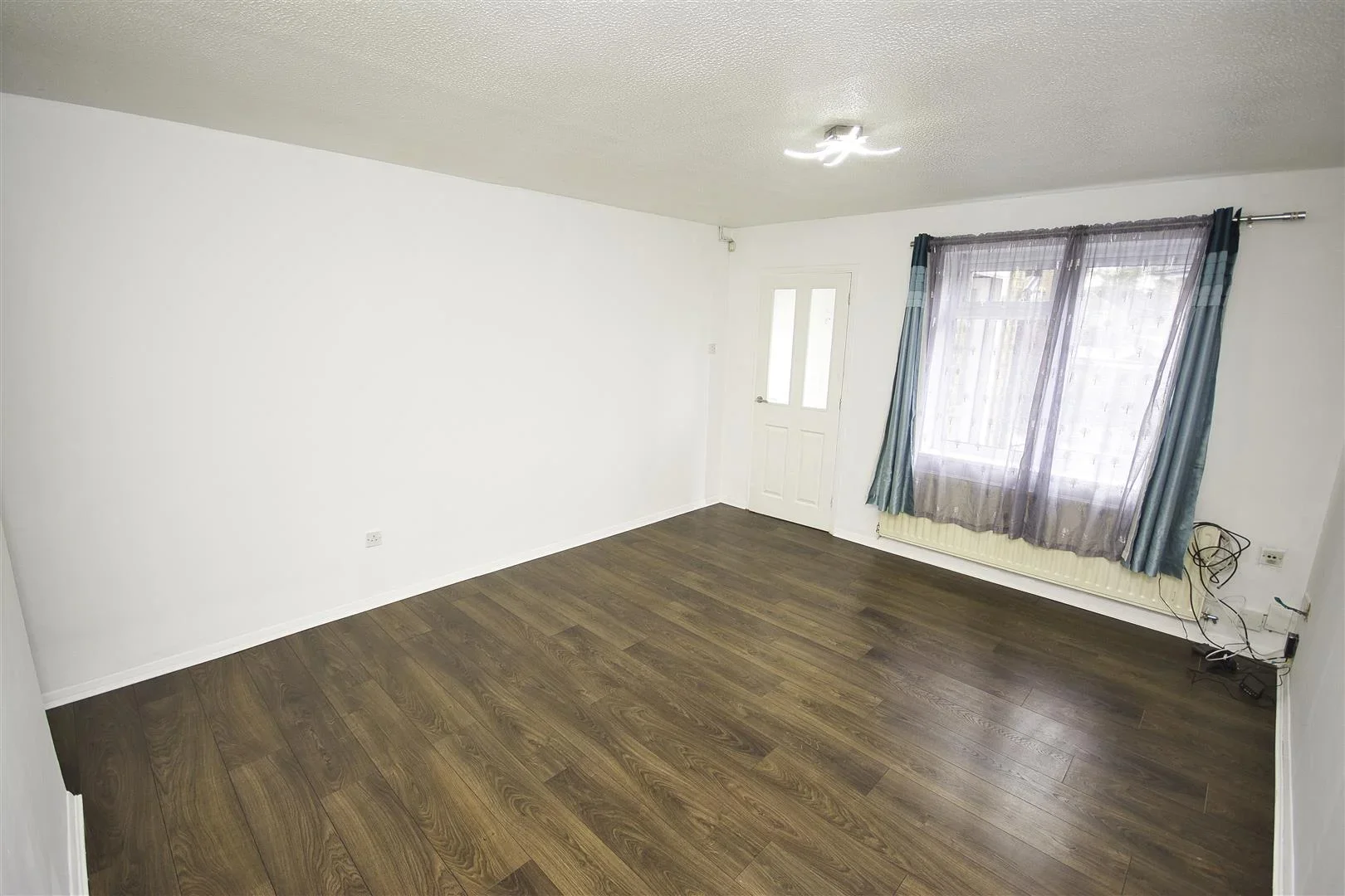Flat Ixworth Close in Northampton