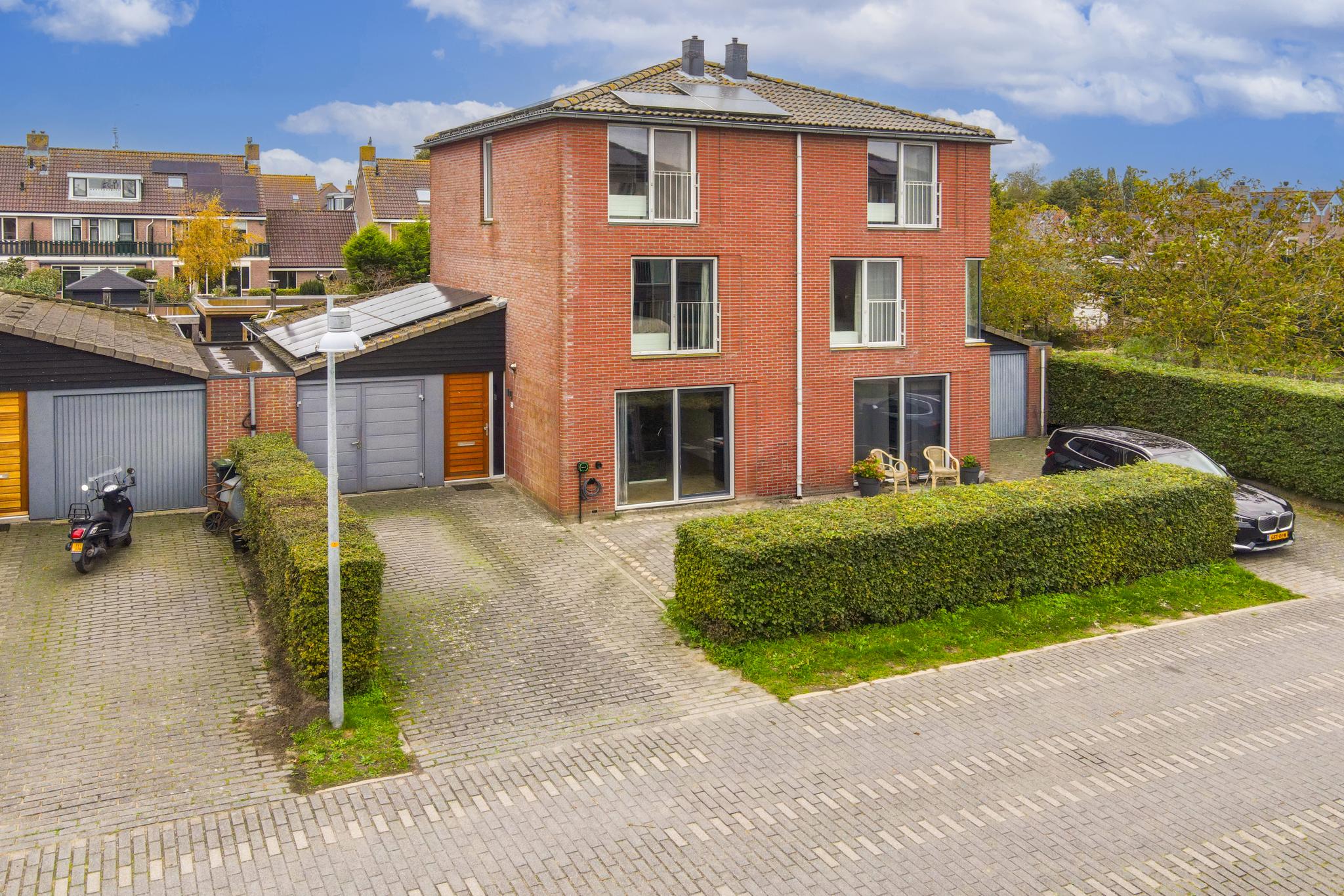Huis Binnenkruier 13 in Stompetoren