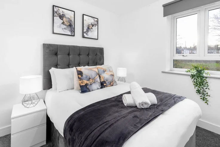 Flat Tollhouse Way in Sandwell