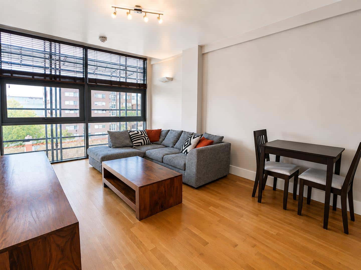 Flat Great Crosshall Street in Liverpool