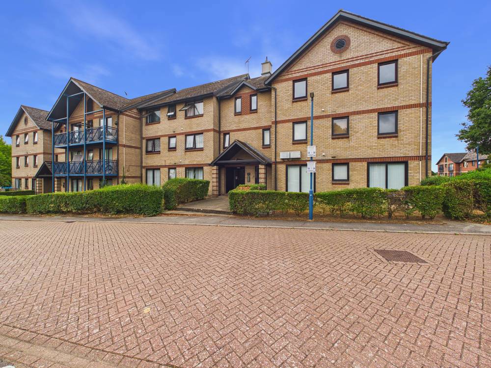 Flat Claremont Heights in Colchester